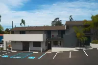 Orange Tree Inn