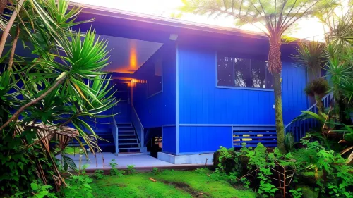 Hale Ola Aina 2 Bedroom Home by RedAwning