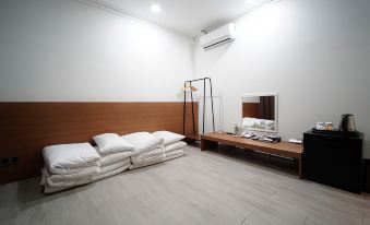 Mokpo Utopia Family Hotel