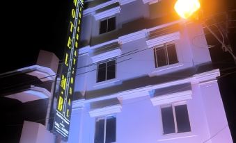 Hotel MB International