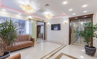 Atrium Hotel