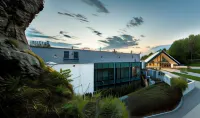 Poziom 511 Jura Wellness Hotel & Spa Hôtels à : Podzamcze