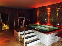 Holly Lodge Guest House with Free Off Site Health Club Hotels in Windermere