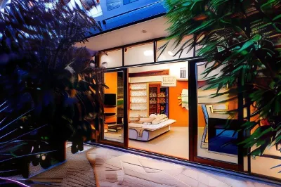 Sticky Rice Villas Hotels in Stirling