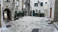 Puerta Apartments