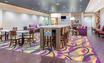 La Quinta Inn & Suites by Wyndham Luling