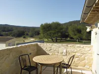 Domaine Saint Martin Hotels in Valliguieres