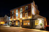 Bosuns Chair Hotels in Lymington