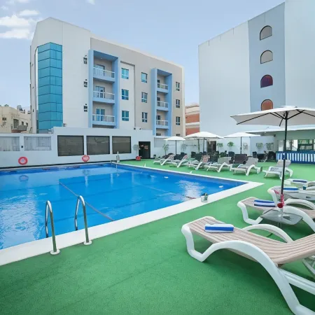 Ramada by Wyndham Bahrain Отели рядом с достопримечательностью «Хура»