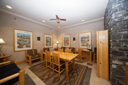 Brewster Mountain Lodge