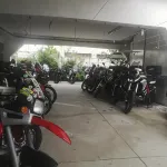 Hotel 4 Estacoes - parkir