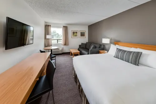 Heritage Inn Hotel & Convention Centre - Moose Jaw