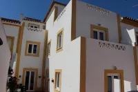 Quartos da Vila - Duna Parque Resorts & Hotels Hotels near Cavaleiro Beach