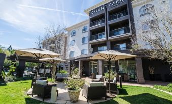 Courtyard Ventura Simi Valley