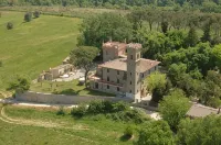 Relais Castelluccio Palusse Hotel in zona Santuario Italiano Madonna di Fatima