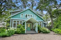 LUXURY Lakefront Property on Private Beach with Stunning Lake Views and Sunsets