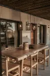 Pure Beachfront Villa with pool فنادق في سيثونيا