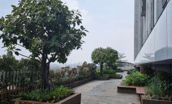 Tentrem Room at Springwood Residence