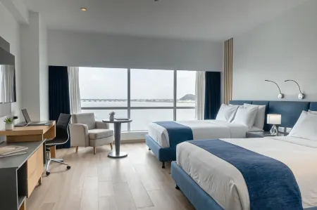 Wyndham Guayaquil Puerto Santa Ana