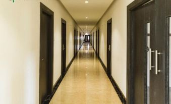 Hotel Grand Parivaar