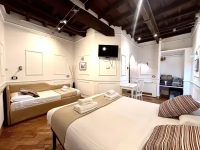Domus Ester Hotel in zona Chiesa di Santa Maria della Scala