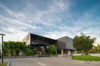 The Velo's Hotel and Pumptrack Hotels in Amphoe Aranyaprathet