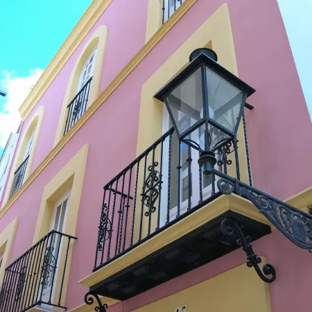Un Patio en Santa Cruz Отели рядом с достопримечательностью «Городской совет»
