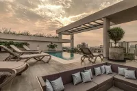 ZENTRUM Stay & Residences by AVA