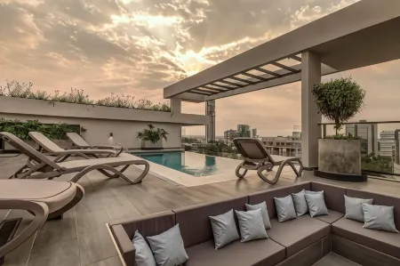 ZENTRUM Stay & Residences by AVA