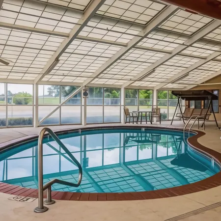 The Marco Hotel Lake Charles Отели рядом с достопримечательностью «Север Бич»