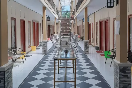 Pakansari Guest Inn Mitra RedDoorz