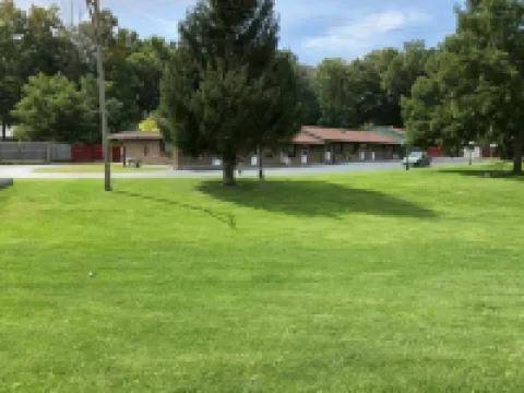 Chateau Lodge Hotels in Ogle County