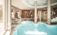 Eva,Village - Pools