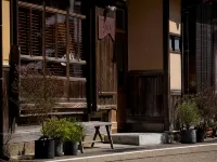 Cafe & BB Guri - parking
