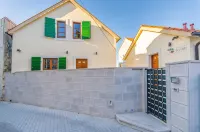 Hostel Dvor