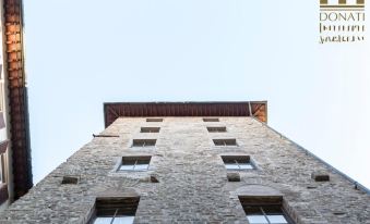 Donati Luxury Tower Suites