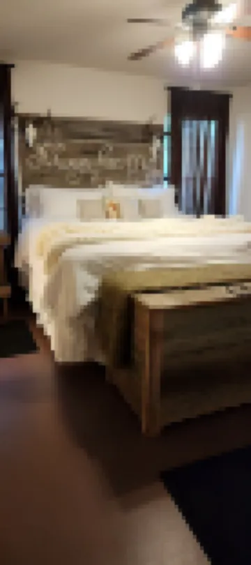 The home between 2 lakes! Charming 3-bedroom house with AC, WiFi, and much more! アトカのホテル