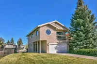 Waterfront South Lake Tahoe Home with Private Dock Hotel in zona Tallac Historic Site