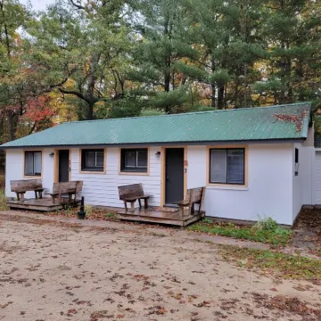 Fully Renovated Cabin - AC + Tippy Dam  - South Star by Janix Escapes.