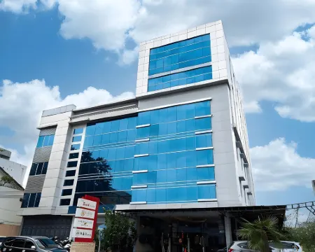 The Batik Hotel Các khách sạn ở Medan