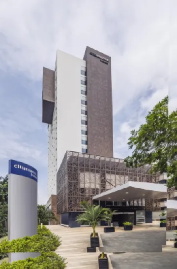 City Express Plus by Marriott Medellin Colombia のホテル