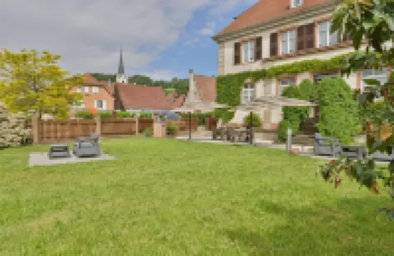 前教區長阿爾伯特史懷哲酒店