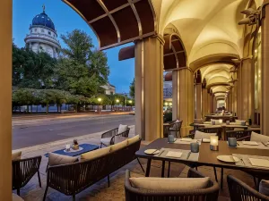 Hotel Luc, Autograph Collection