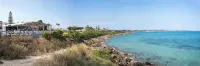 Villa Seaside - Beach Retreat with Jacuzzi