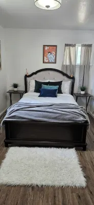 Small  charming 1 bedroom duplex in Elko's tree streets neighborhood