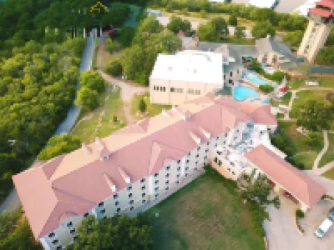 Tanglewood Resort, Ascend Hotel Collection Hotels in Grayson County