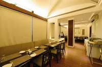 Hotel City Star - Free Airport Pickup