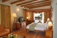 Lemon Tree Vembanad Lake Resort, Kerala