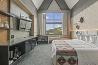 Mtn House by Basecamp Hotels near Canmore, Alberta