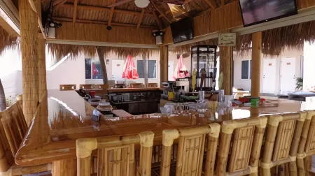 Caribbean Resort by the Ocean Отели в г. Голливуд